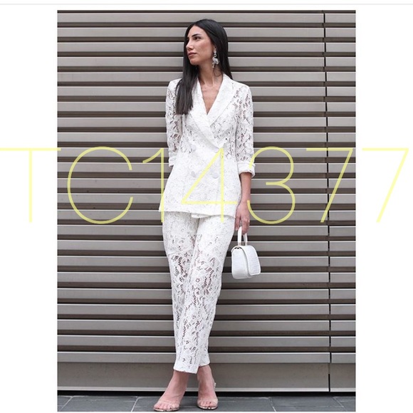 GORGEOUS NWT 2 Piece ZARA Lace Blazer & Pants Set - Picture 2 of 8
